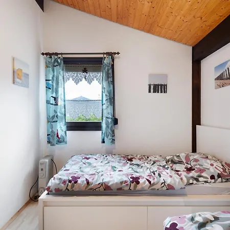 Holiday home Haus Elli *