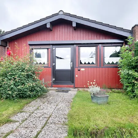Holiday home Haus Elli *